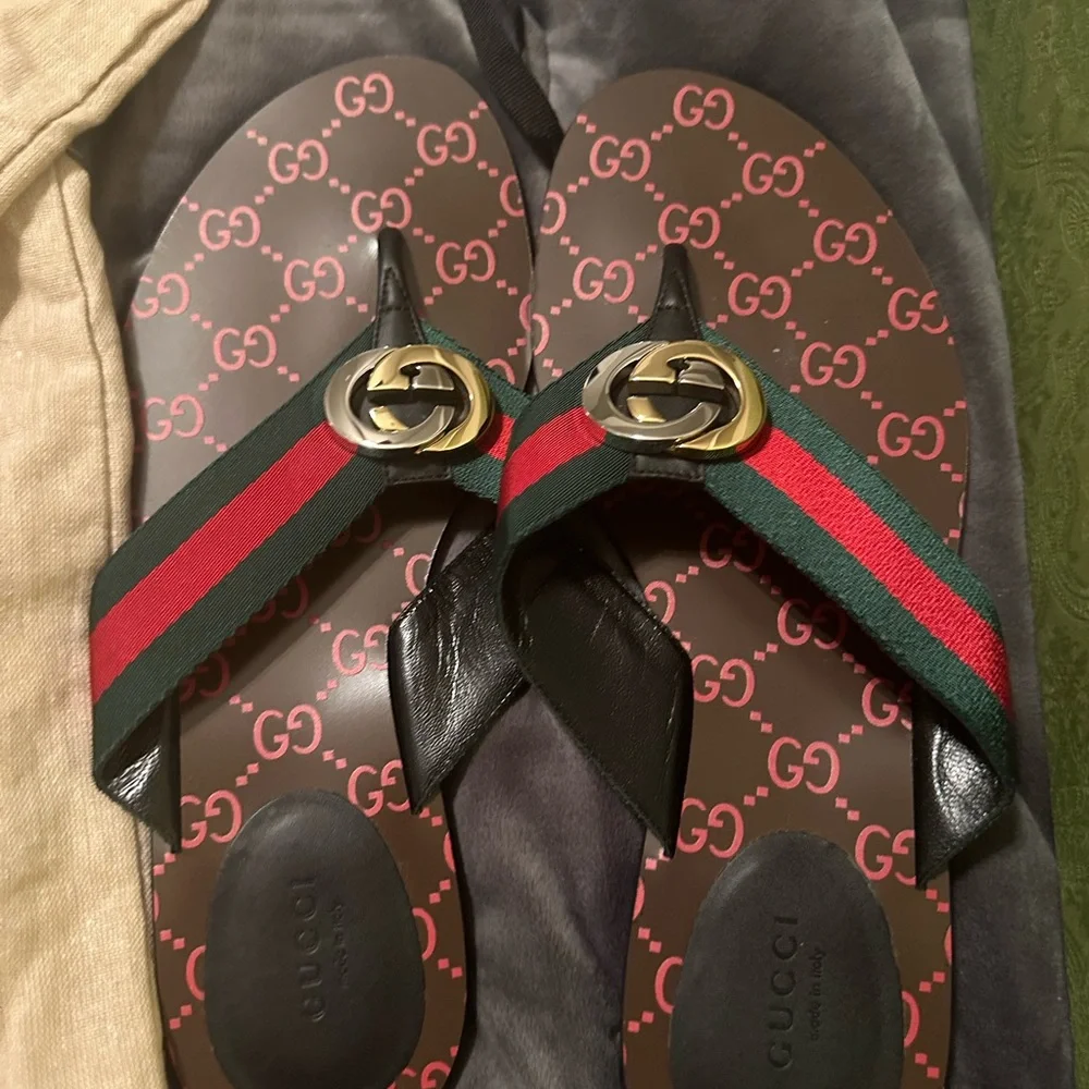NEW Gucci Black & Brown Interlocking GG Slides